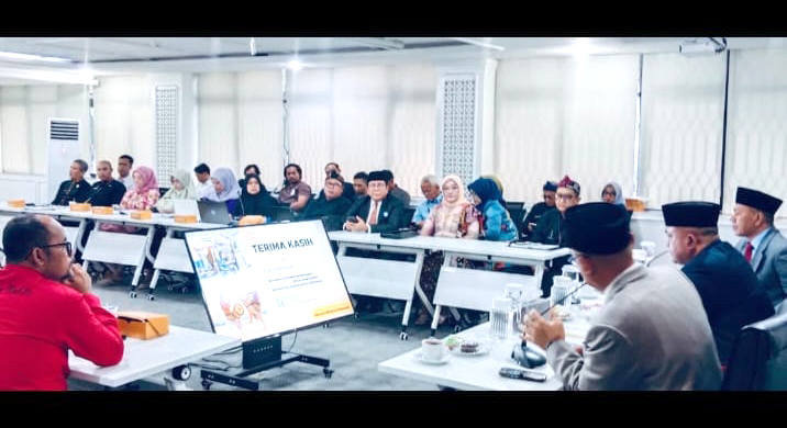 Menghadiri undangan Bupati Bogor dalam rangka Peringatan Hari Ibu Tingkat Kabupaten Bogor